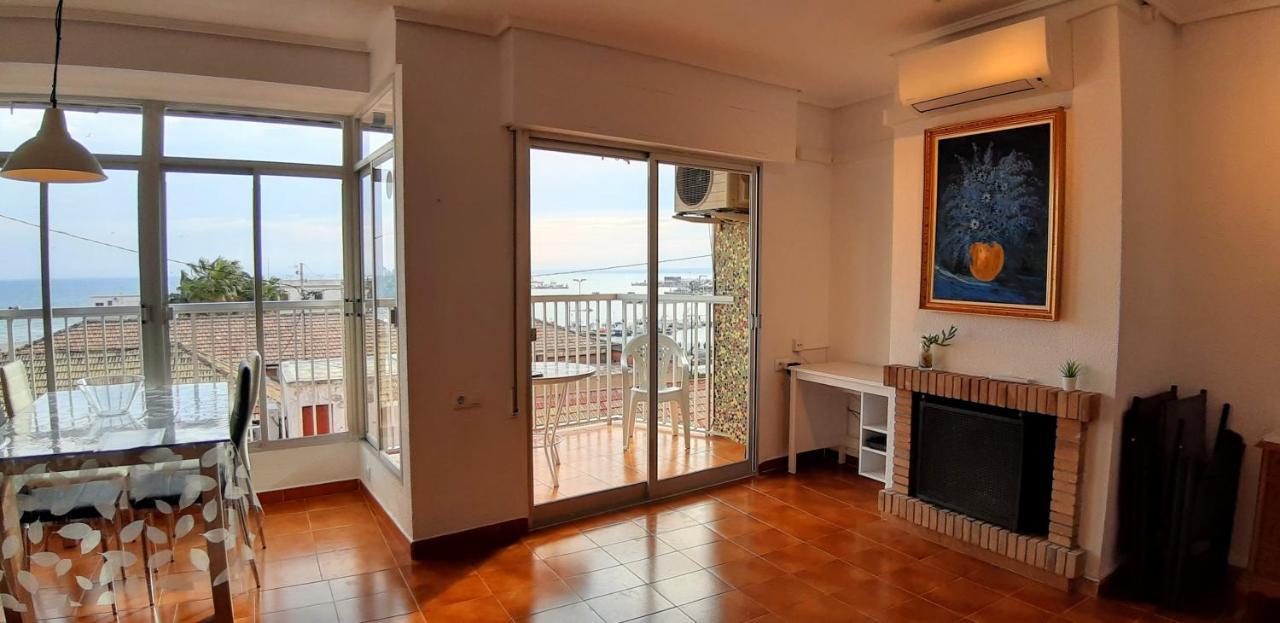 2 Bedroom'S Flat On The Beach, City Center, 1 Line سانتا بولا المظهر الخارجي الصورة