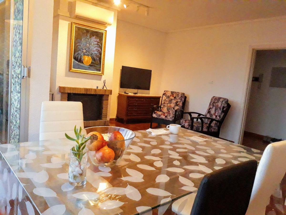 2 Bedroom'S Flat On The Beach, City Center, 1 Line سانتا بولا المظهر الخارجي الصورة