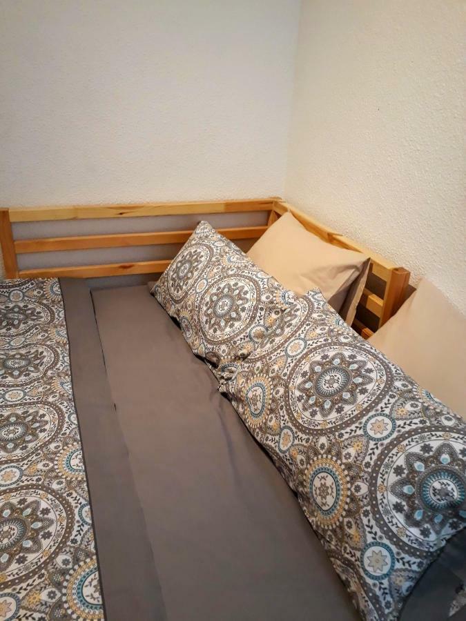 2 Bedroom'S Flat On The Beach, City Center, 1 Line سانتا بولا المظهر الخارجي الصورة
